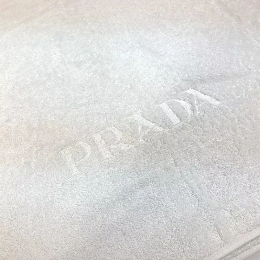 PRADA Bath towel Interior Throw Blanket logo Beach towel towel cotton White